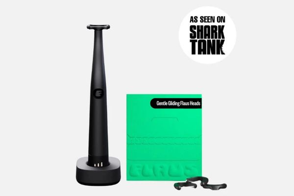 A black Glide Electric Flosser is shown.