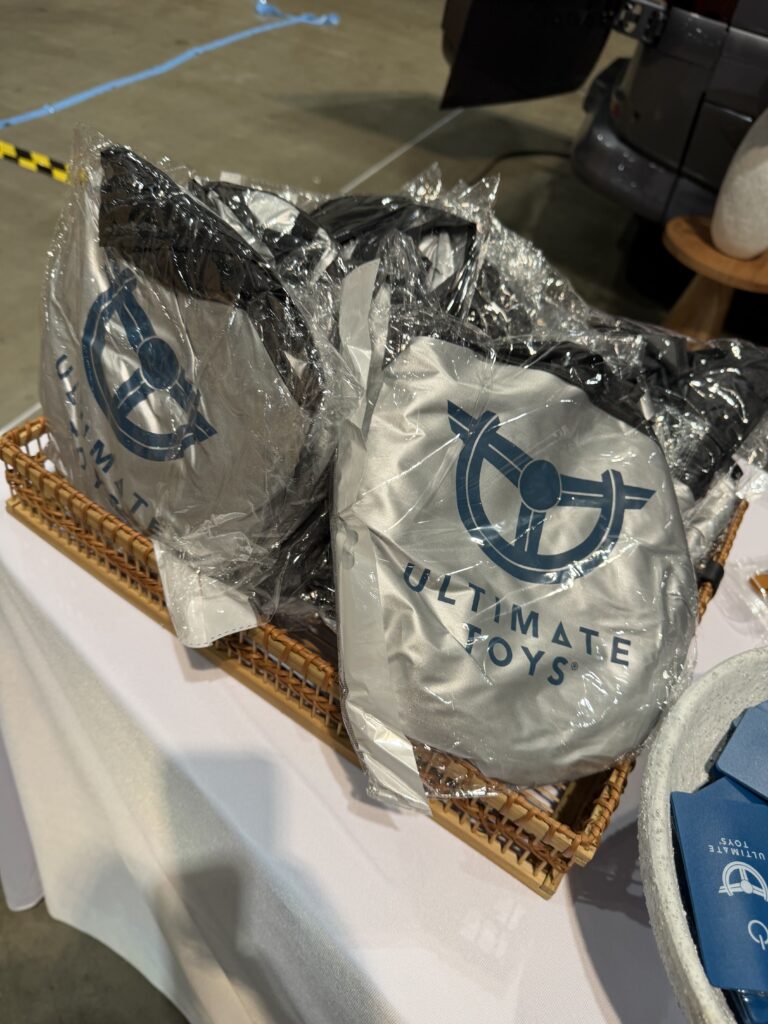 Ultimate Toys sun windsheild covers